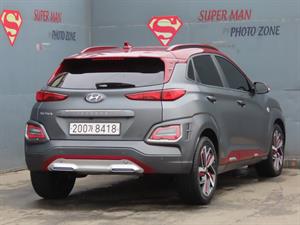 HYUNDAI Kona - Vista 6