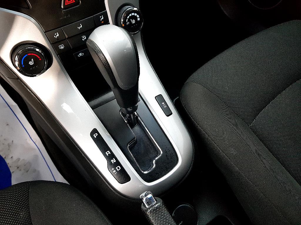 Chevrolet Cruise 2014 Gris - Importación desde Corea - HF Imports Iquique - Foto 13