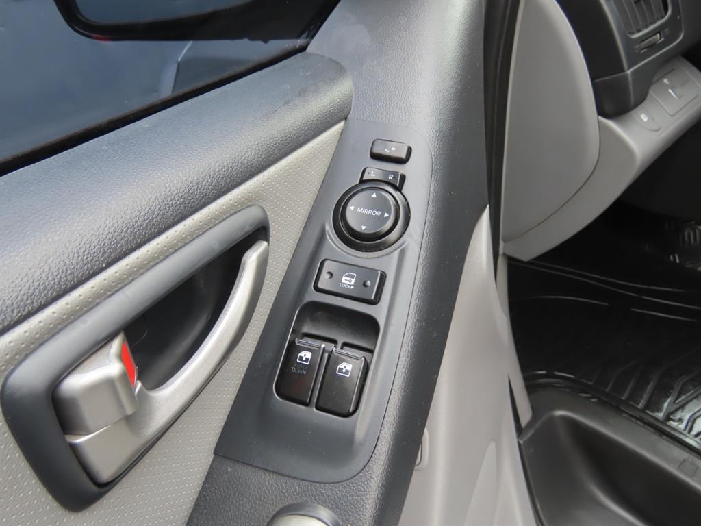 HYUNDAI Starex 2015 Plateado - Importación desde Corea - HF Imports Iquique - Foto 9