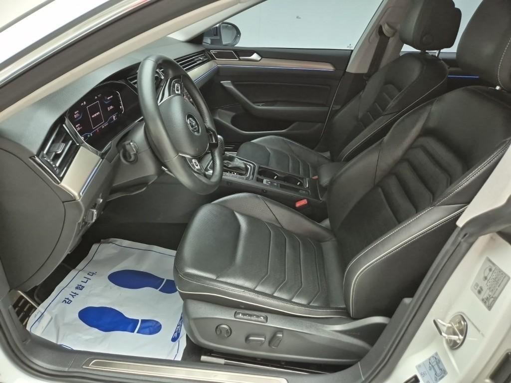 Volkswagen Arteon - Vista 11