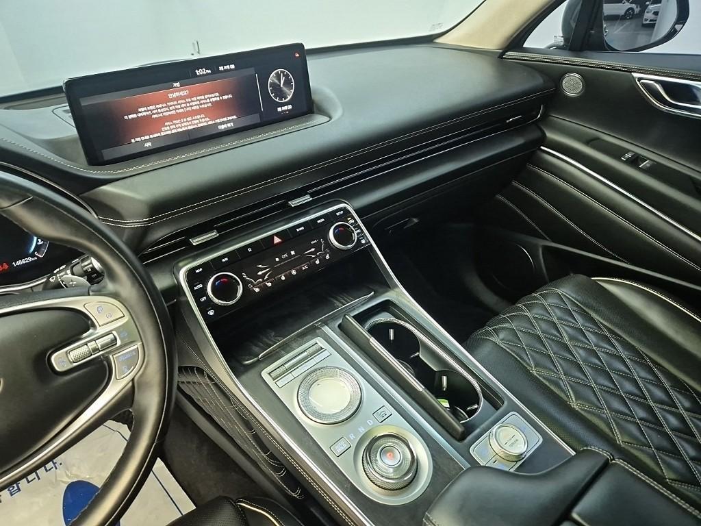 Genesis GV80 - Vista 10