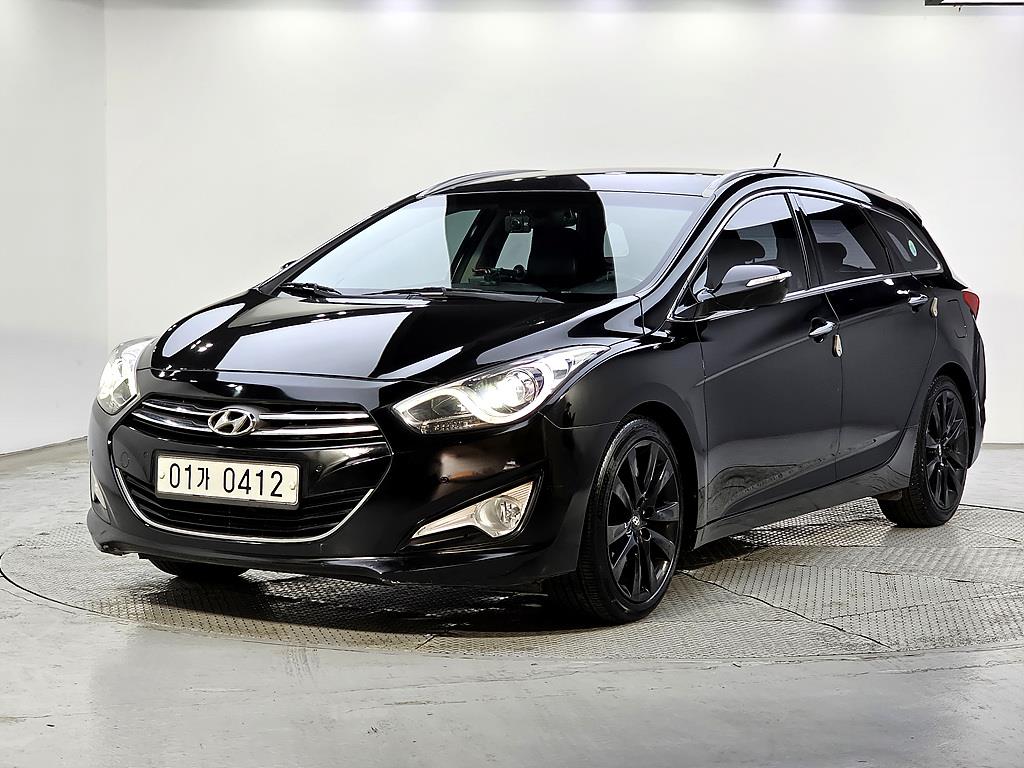 HYUNDAI i40 2012 Negro - Importación desde Corea - HF Imports Iquique - Foto 1
