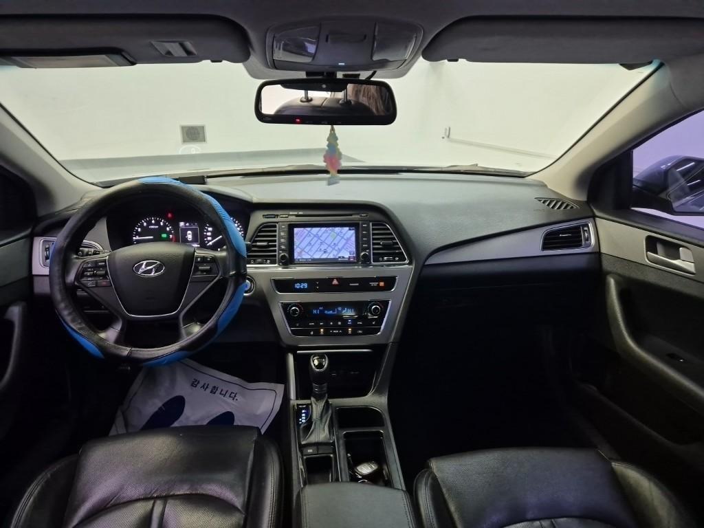 HYUNDAI Sonata - Vista 7