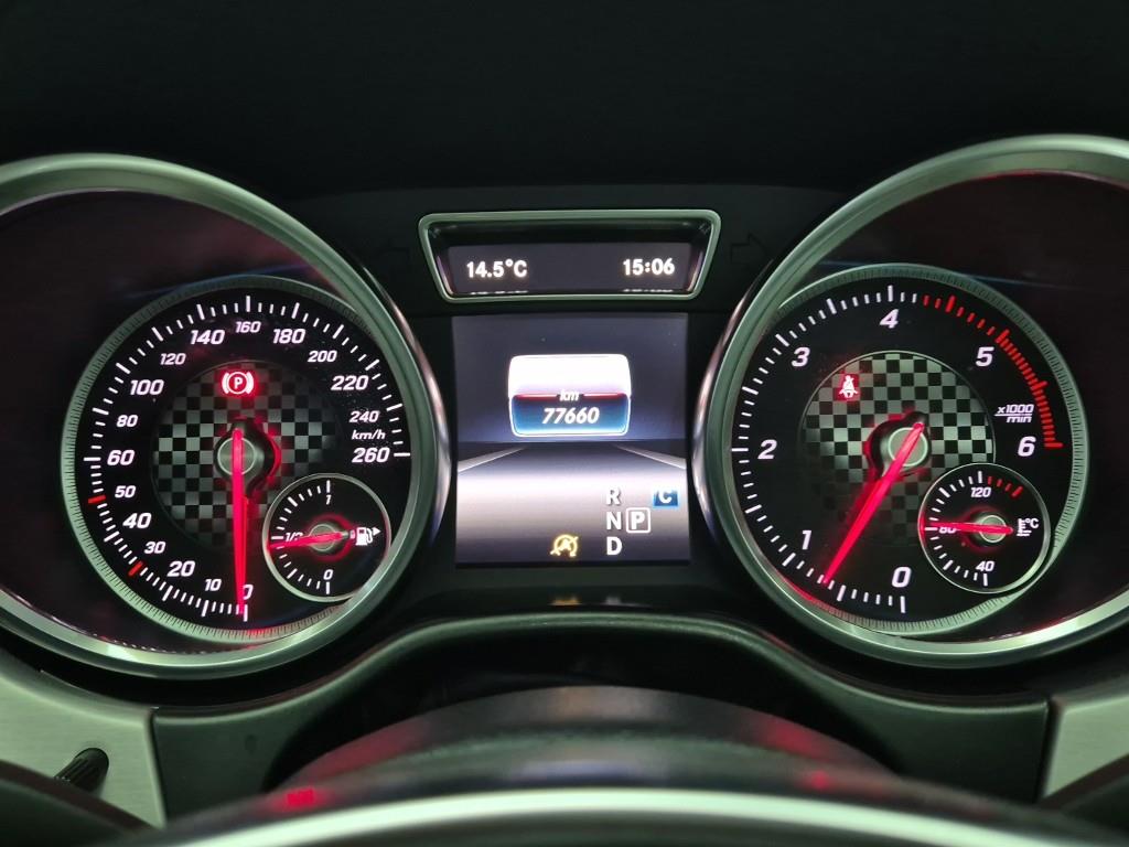 Mercedes Benz GLE Class - Vista 7