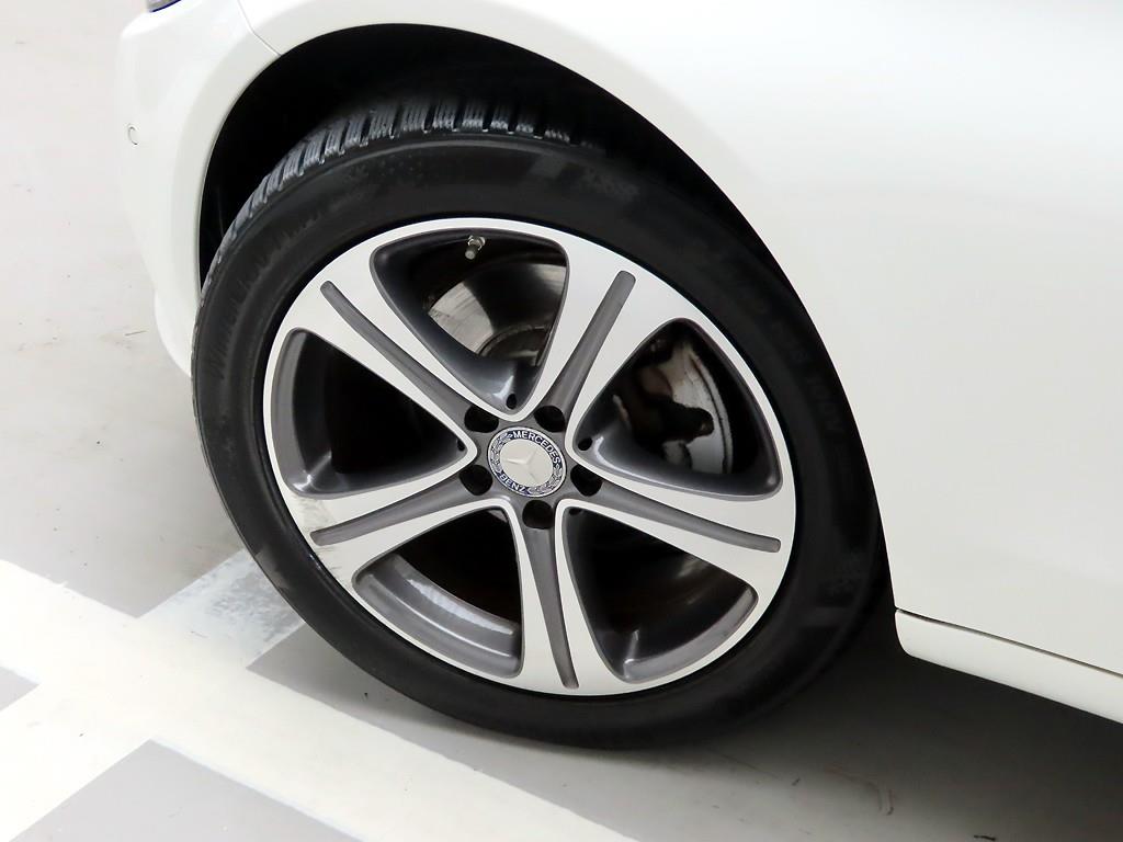 Mercedes Benz C Class 2015 Blanco - Importación desde Corea - HF Imports Iquique - Foto 19