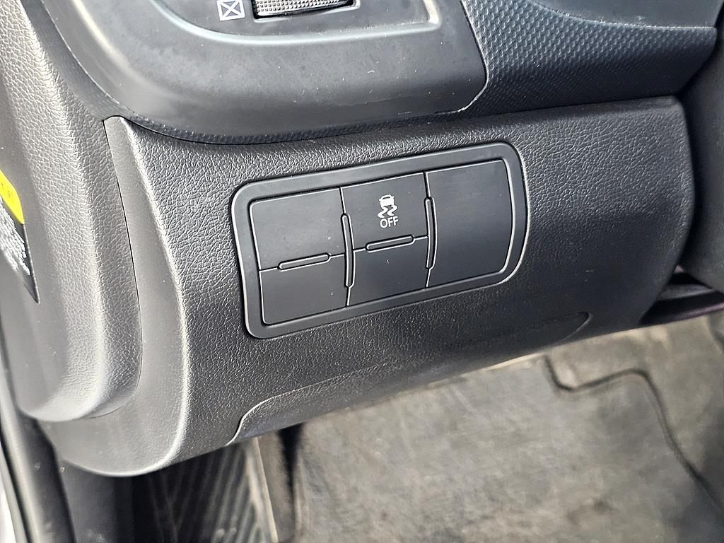 HYUNDAI Accent 2015 Gris - Importación desde Corea - HF Imports Iquique - Foto 14