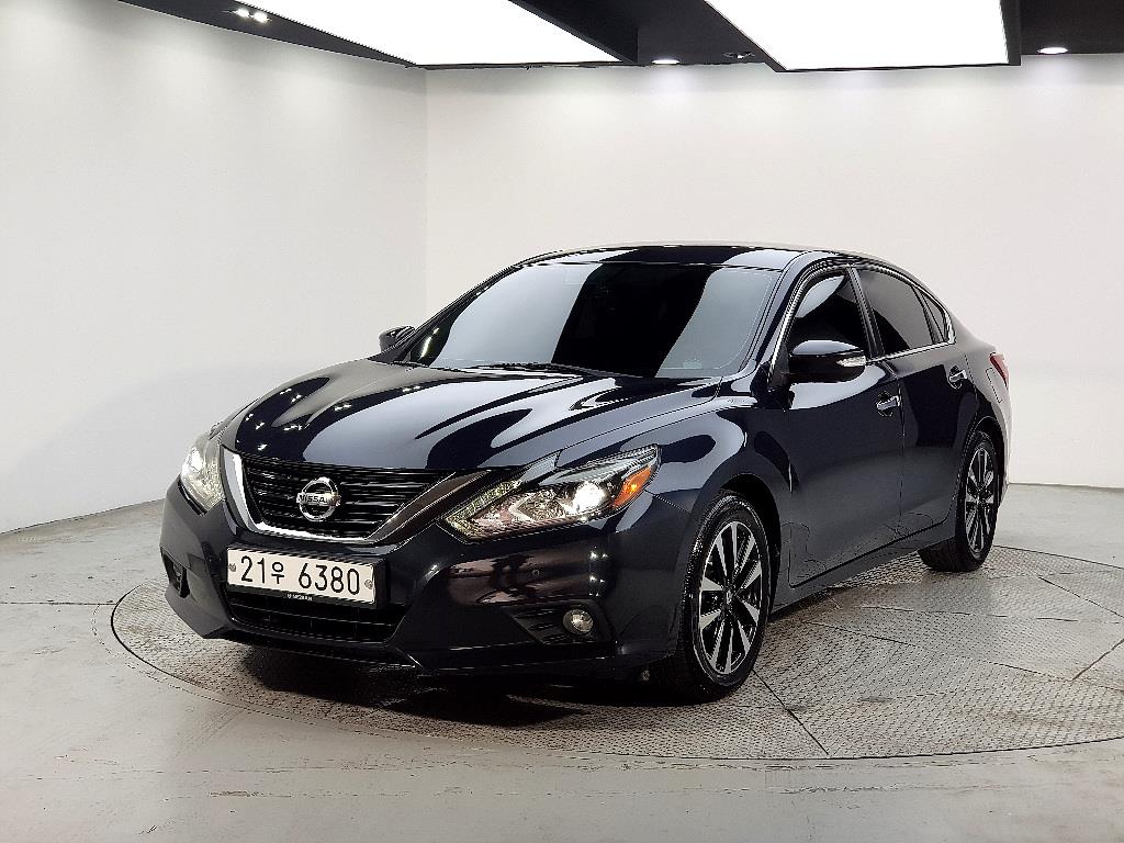 Nissan Altima 2018 Gris - Importación desde Corea - HF Imports Iquique - Foto 1