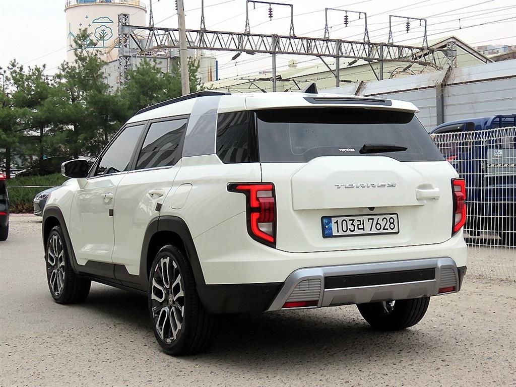 Ssangyong Torres - Vista 3