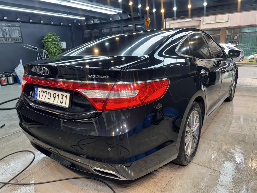 HYUNDAI Grandeur - Vista 5