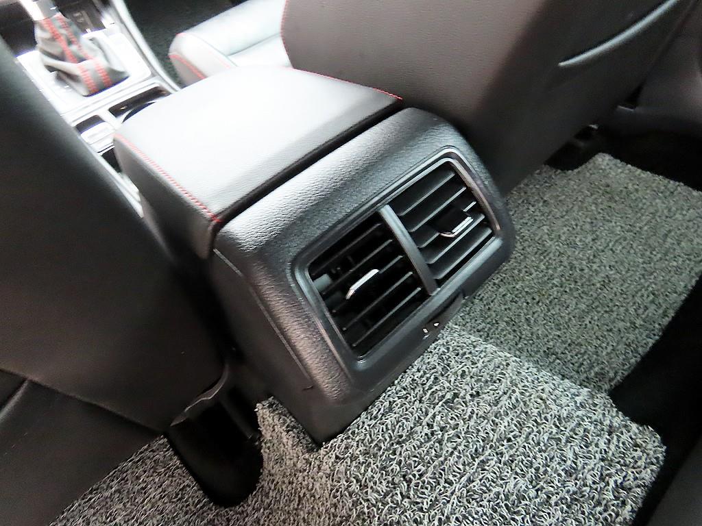 Volkswagen Golf 2014 Negro - Importación desde Corea - HF Imports Iquique - Foto 16