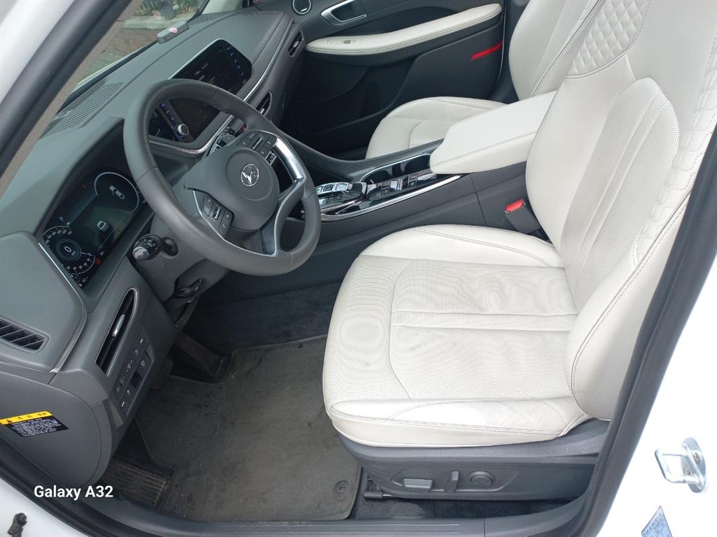 HYUNDAI Sonata - Vista 7