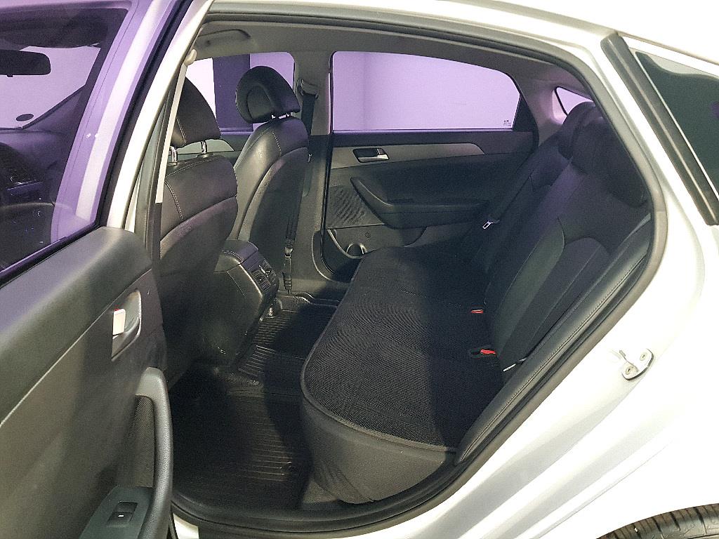 HYUNDAI Sonata - Vista 9