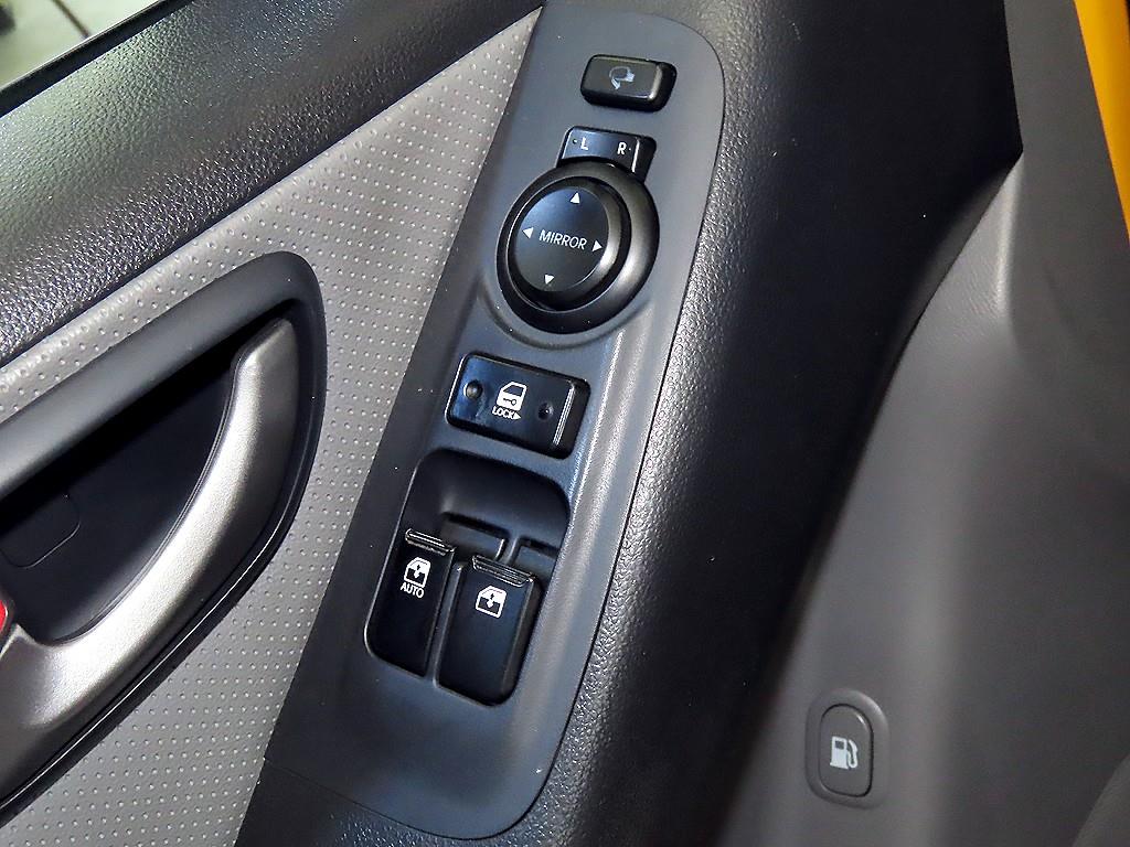 HYUNDAI Starex 2019 Amarillo - Importación desde Corea - HF Imports Iquique - Foto 13