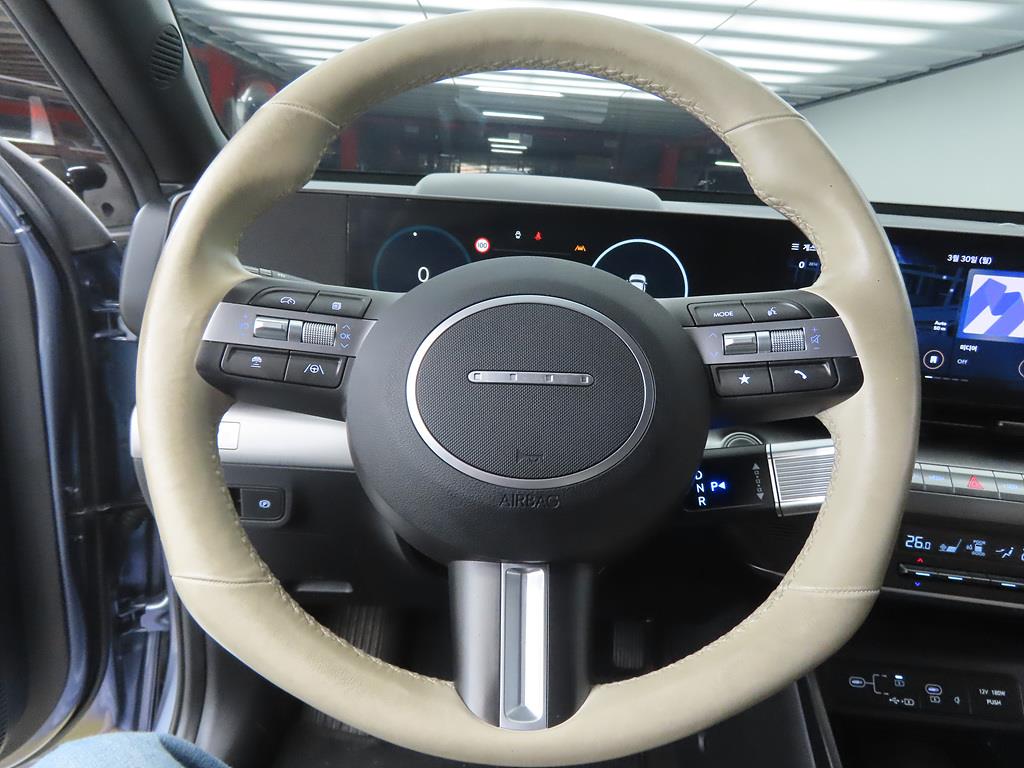 HYUNDAI Kona - Vista 8