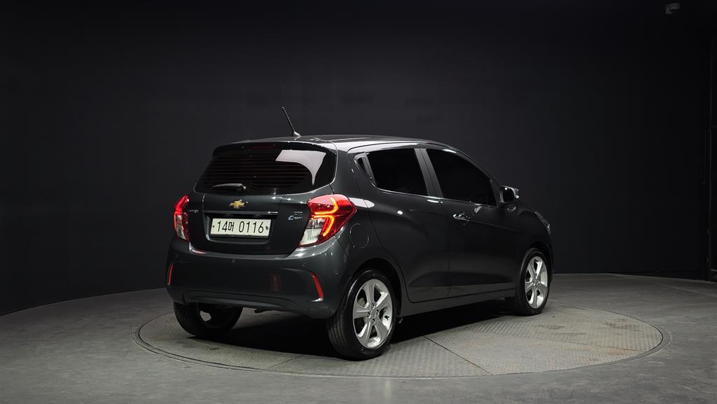Chevrolet Spark - Vista 4