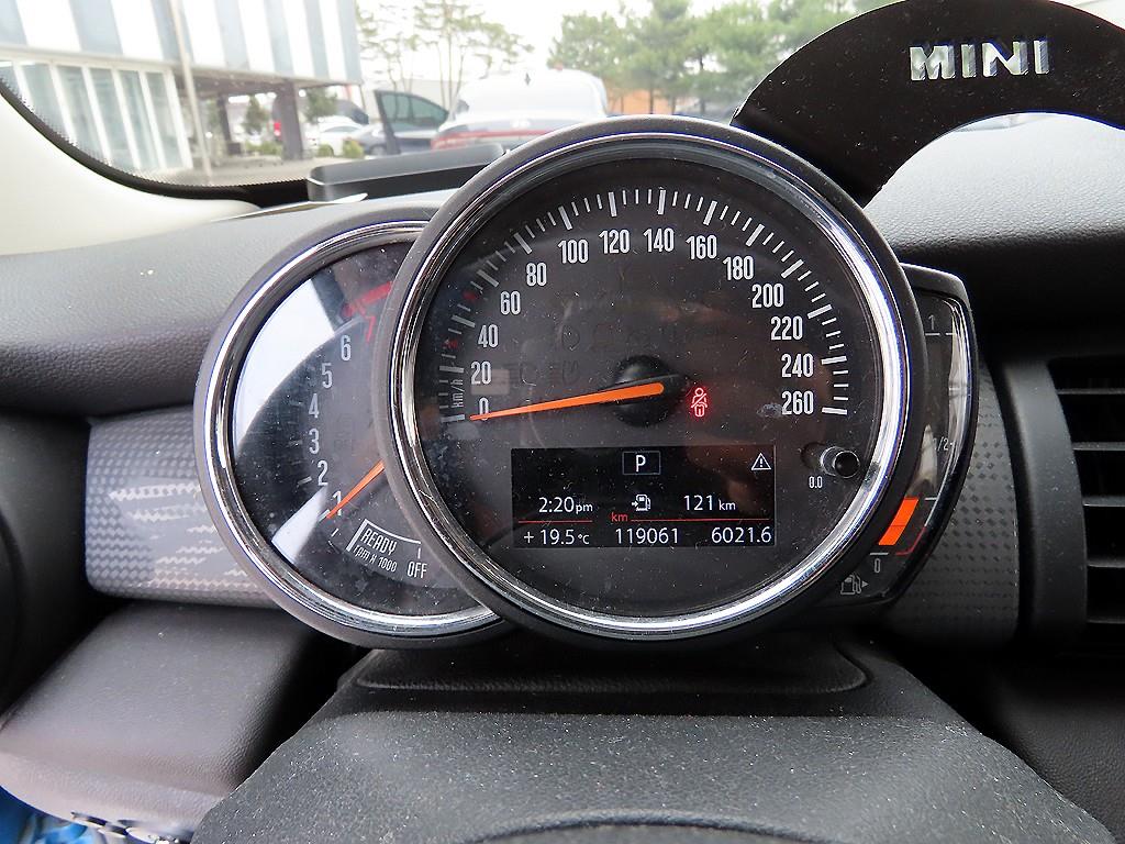 Mini Cooper - Vista 9