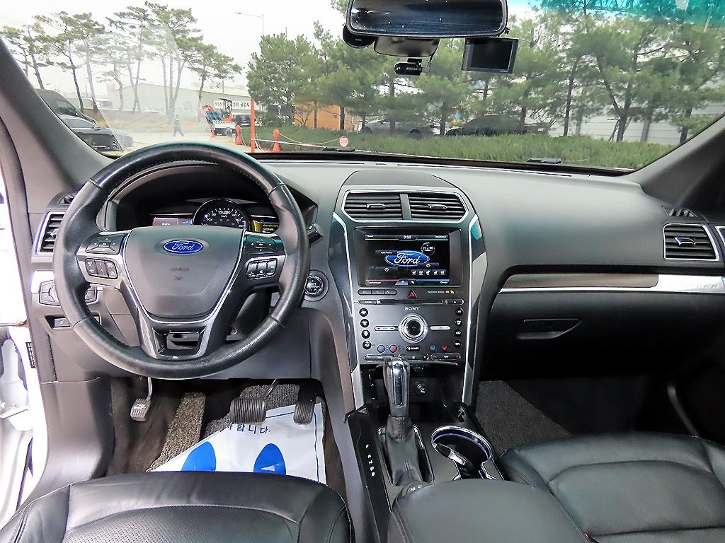 Ford Explorer - Vista 7