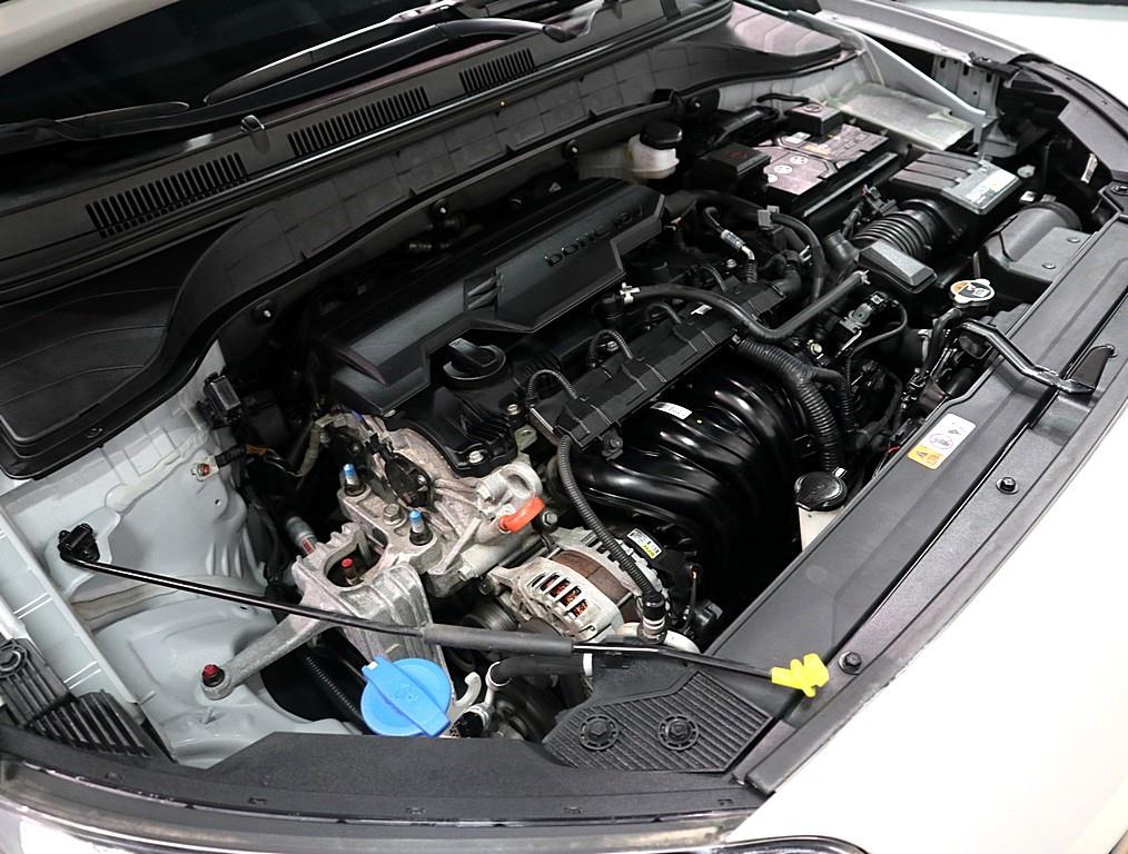 HYUNDAI Kona - Vista 6