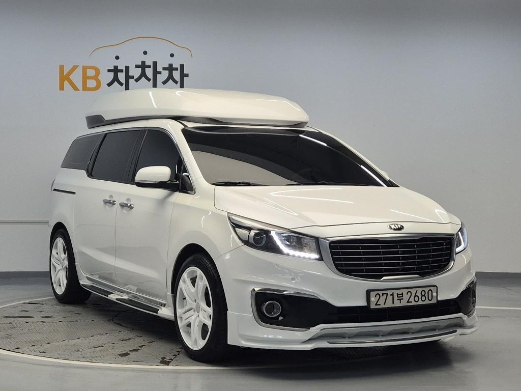KIA Carnival - Vista 4