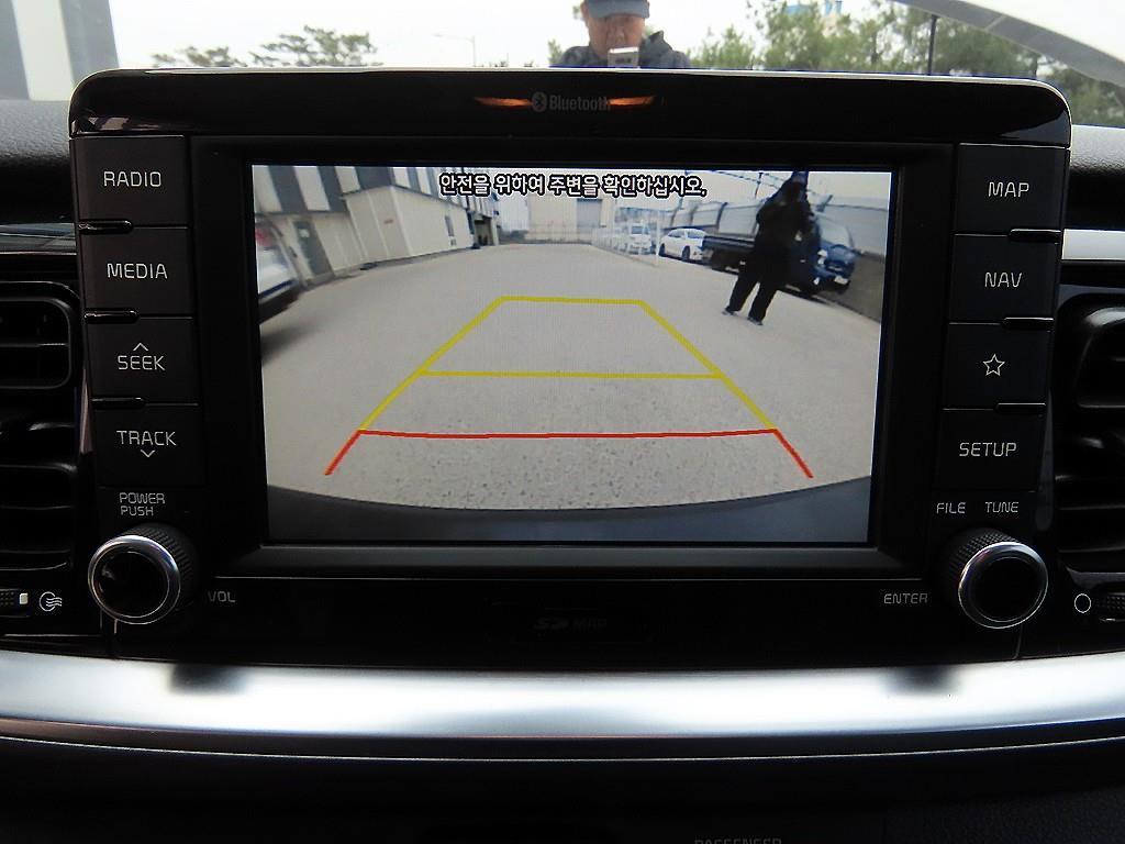 KIA Stonic 2019 Blanco - Importación desde Corea - HF Imports Iquique - Foto 16