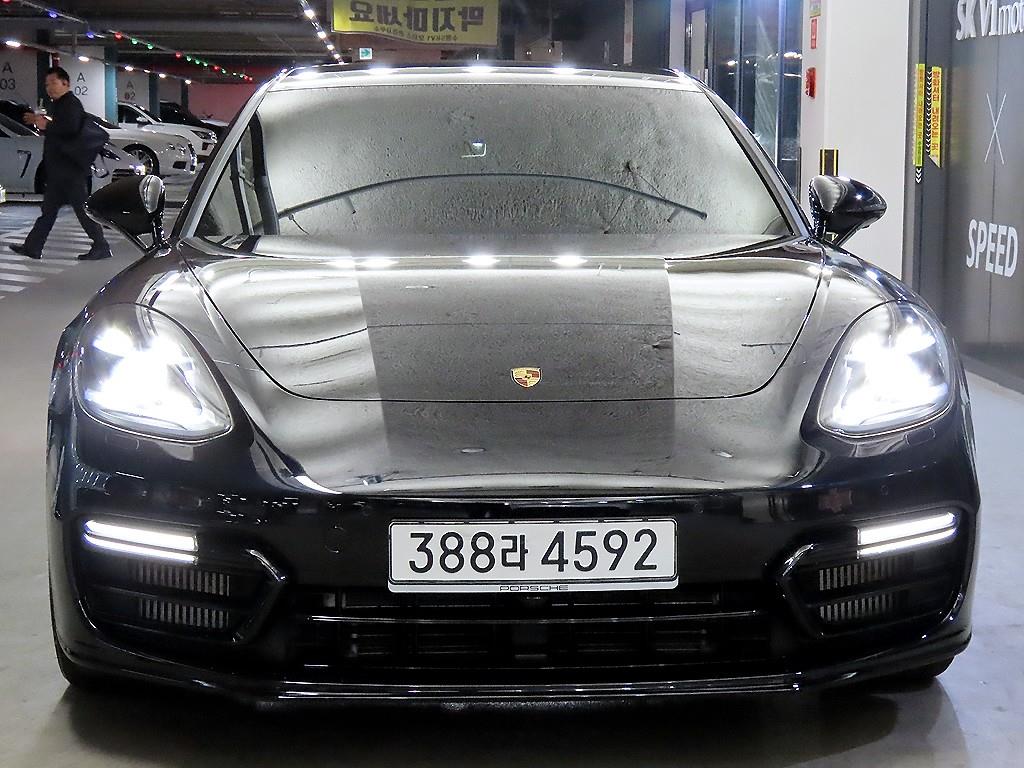 Porsche Panamera - Vista 2