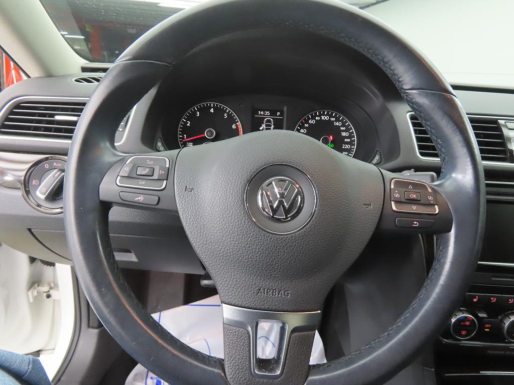 Volkswagen Passat - Vista 8