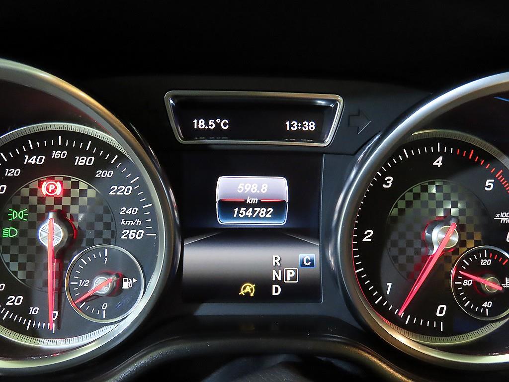 Mercedes Benz GLE Class - Vista 9