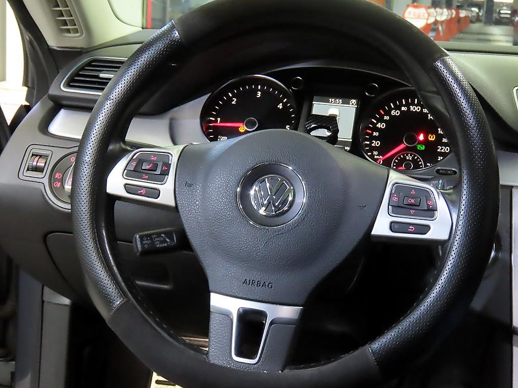 Volkswagen CC - Vista 8