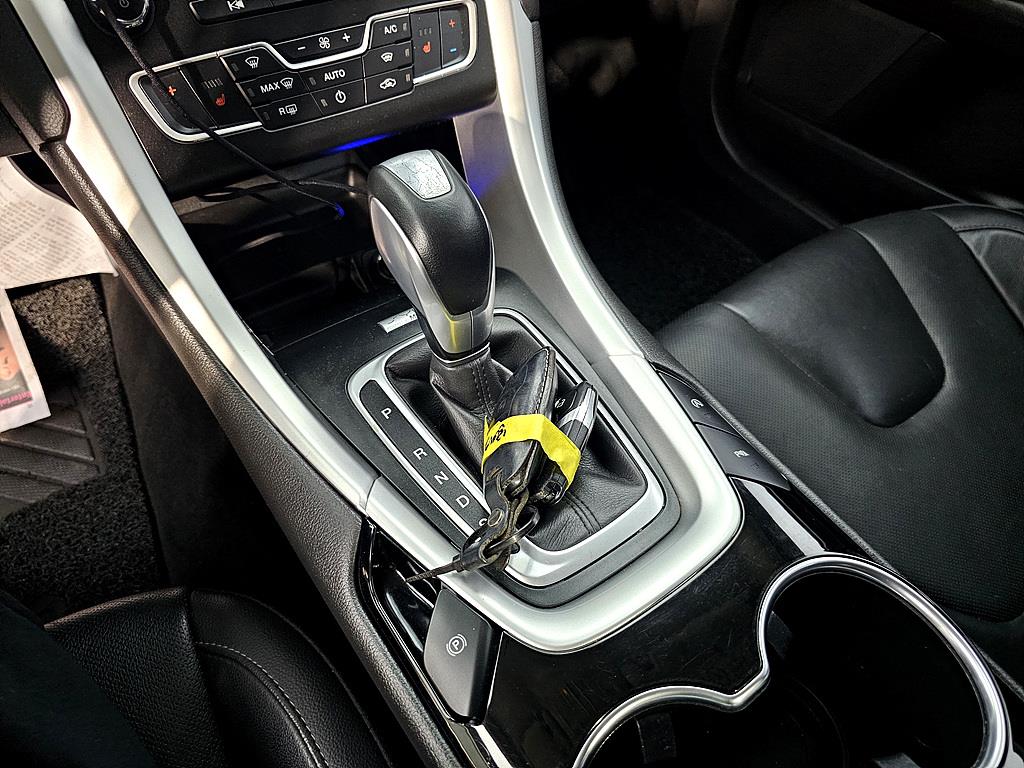 Ford Mondeo 2016 Negro - Importación desde Corea - HF Imports Iquique - Foto 14