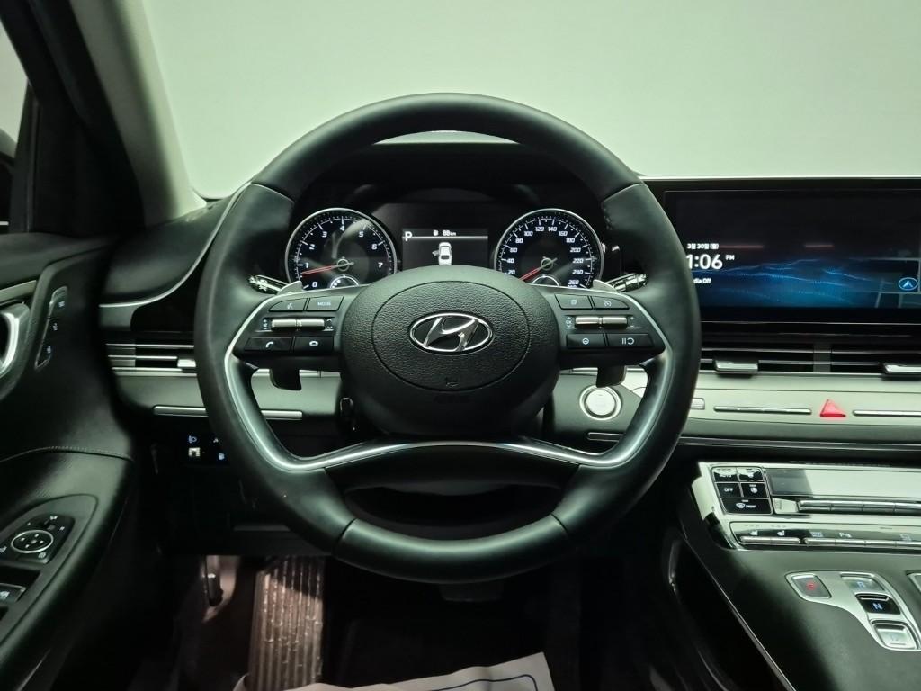 HYUNDAI Grandeur - Vista 9