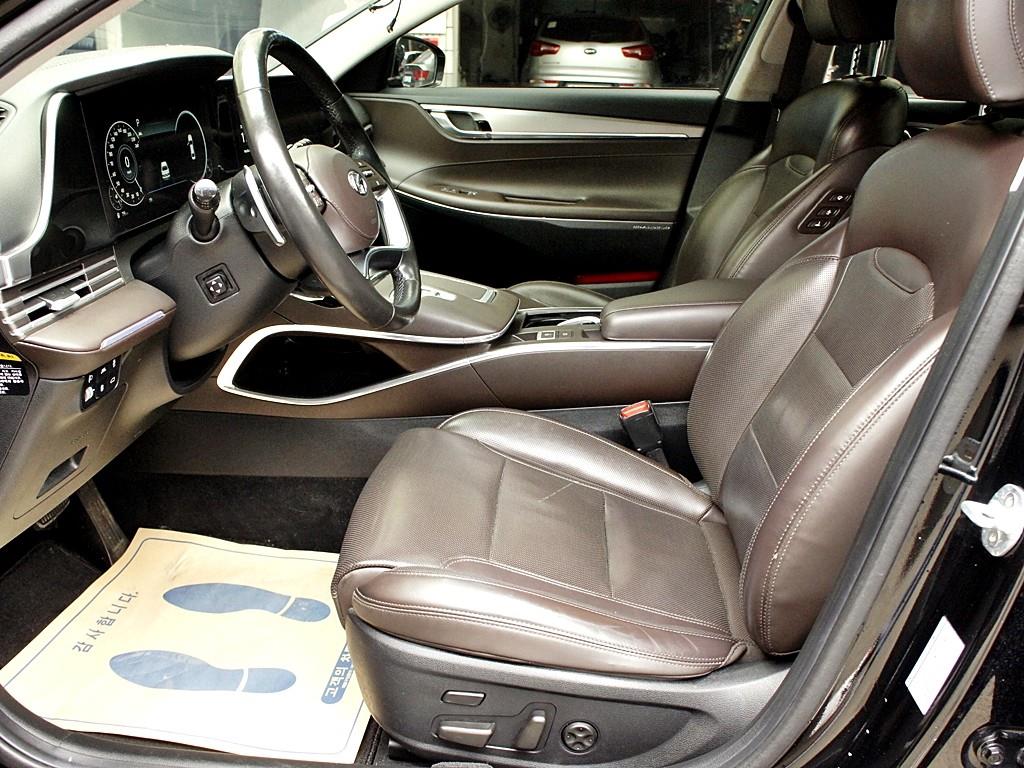 HYUNDAI Grandeur - Vista 9