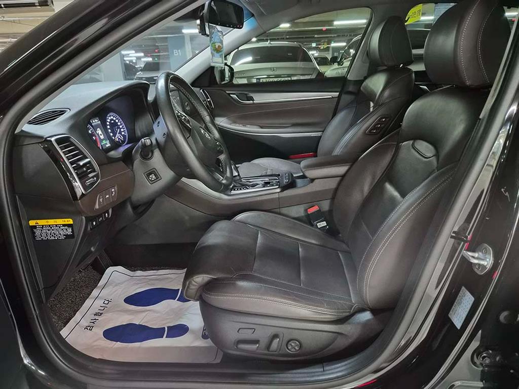 HYUNDAI Grandeur - Vista 6