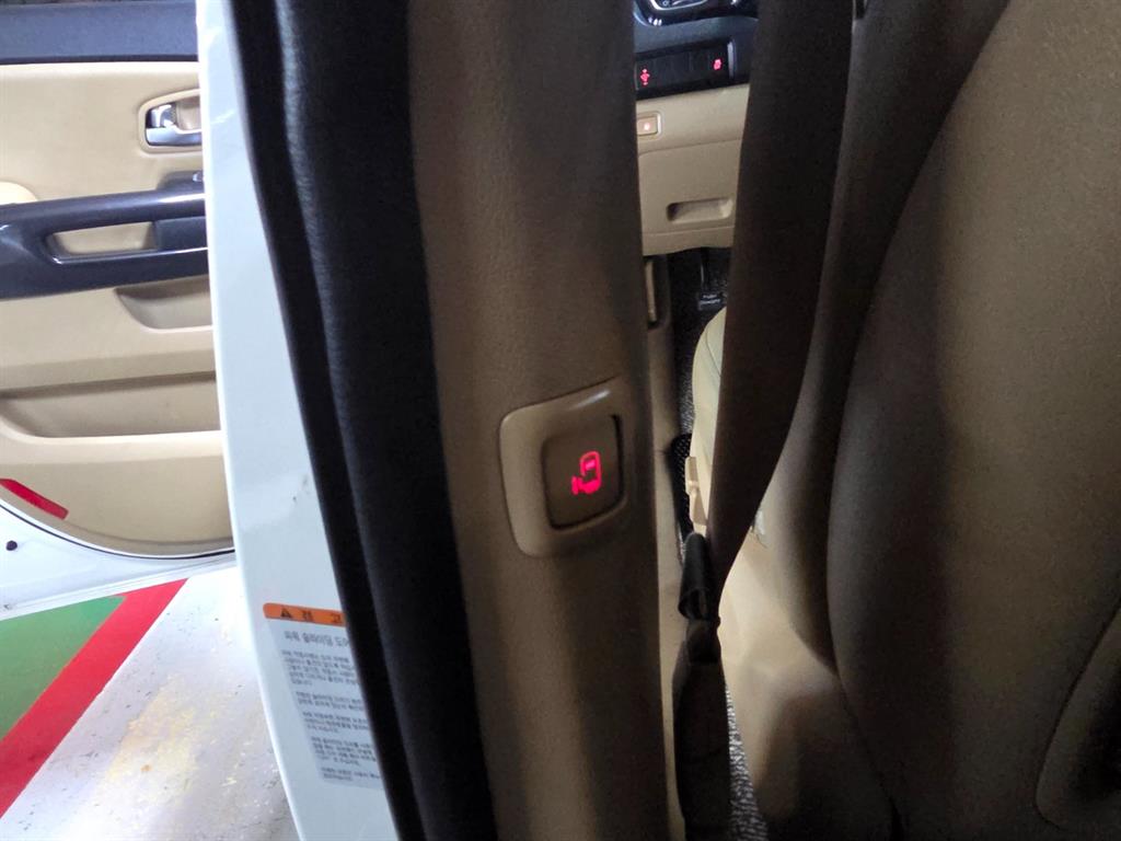 KIA Carnival 2015 Blanco - Importación desde Corea - HF Imports Iquique - Foto 19