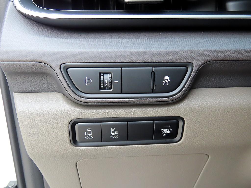 KIA Carnival 2025 Blanco - Importación desde Corea - HF Imports Iquique - Foto 13