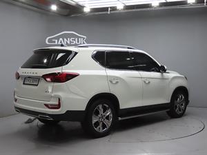 Ssangyong Rexton - Vista 8