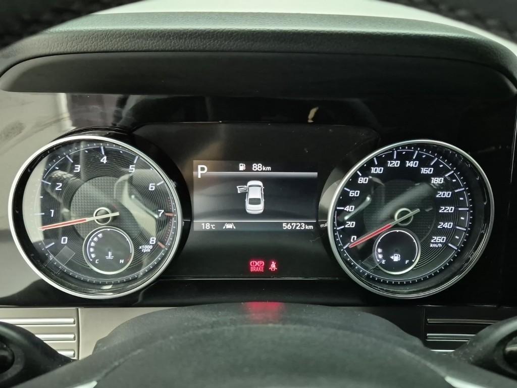 HYUNDAI Grandeur - Vista 6