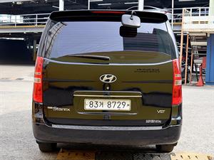 HYUNDAI Starex - Vista 6