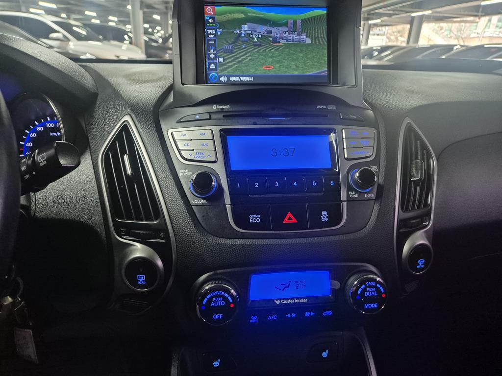 HYUNDAI Tucson - Vista 10