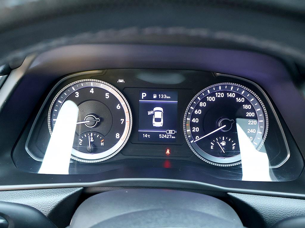 HYUNDAI Sonata - Vista 11