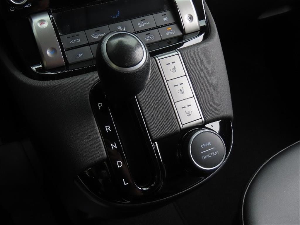 HYUNDAI Casper - Vista 11