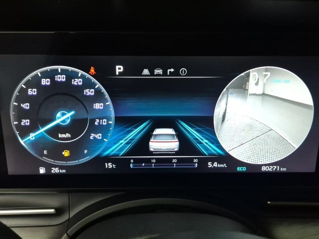 KIA Carnival - Vista 5