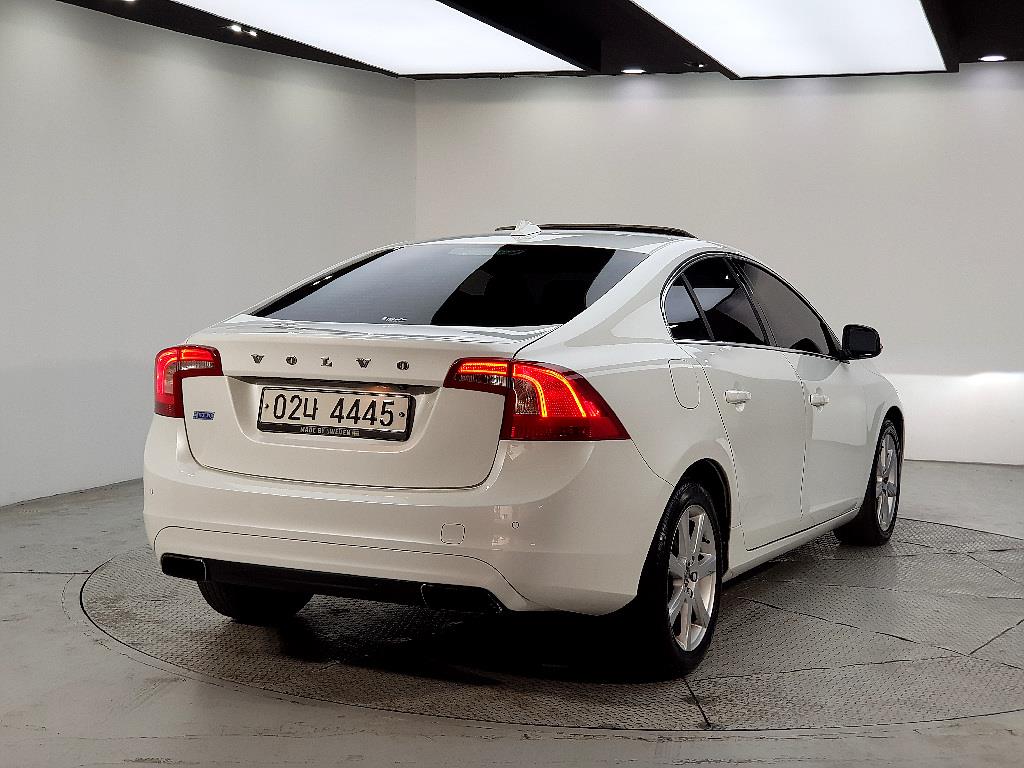 Volvo S60 - Vista 4