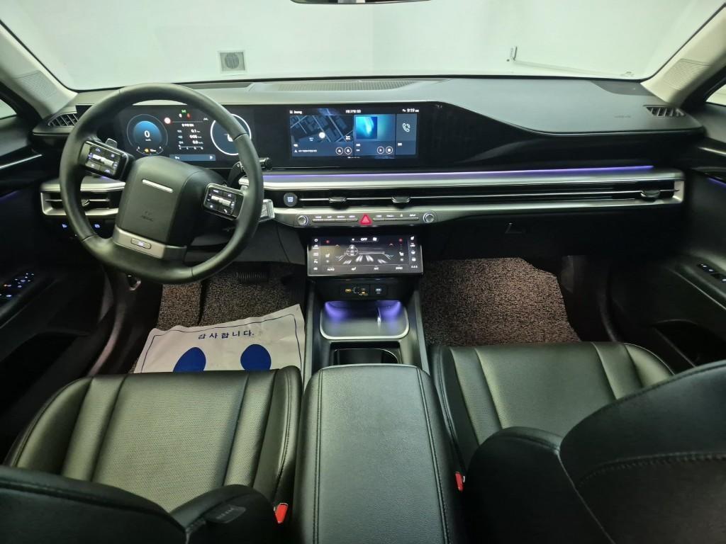 HYUNDAI Grandeur - Vista 6