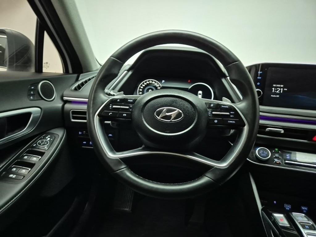 HYUNDAI Sonata - Vista 9