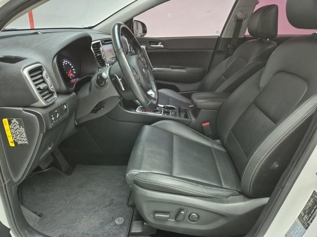 KIA Sportage - Vista 11