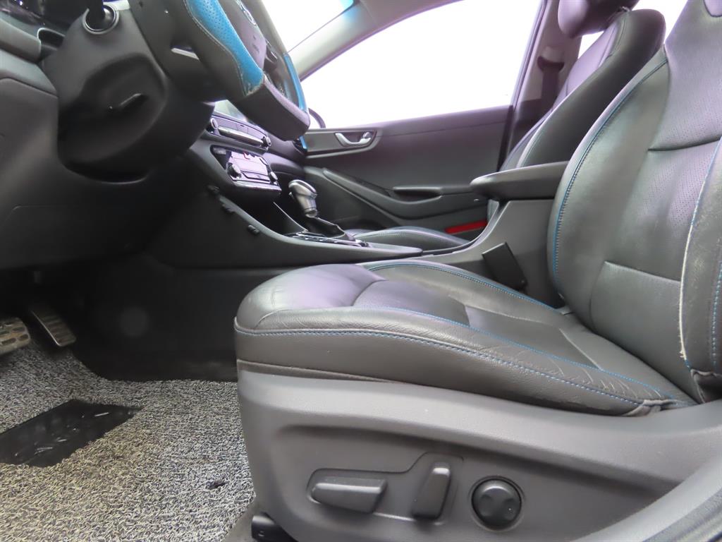 HYUNDAI Ioniq - Vista 7