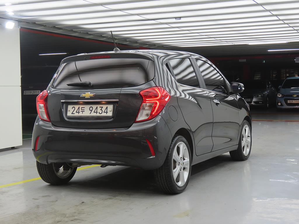 Chevrolet Spark - Vista 4