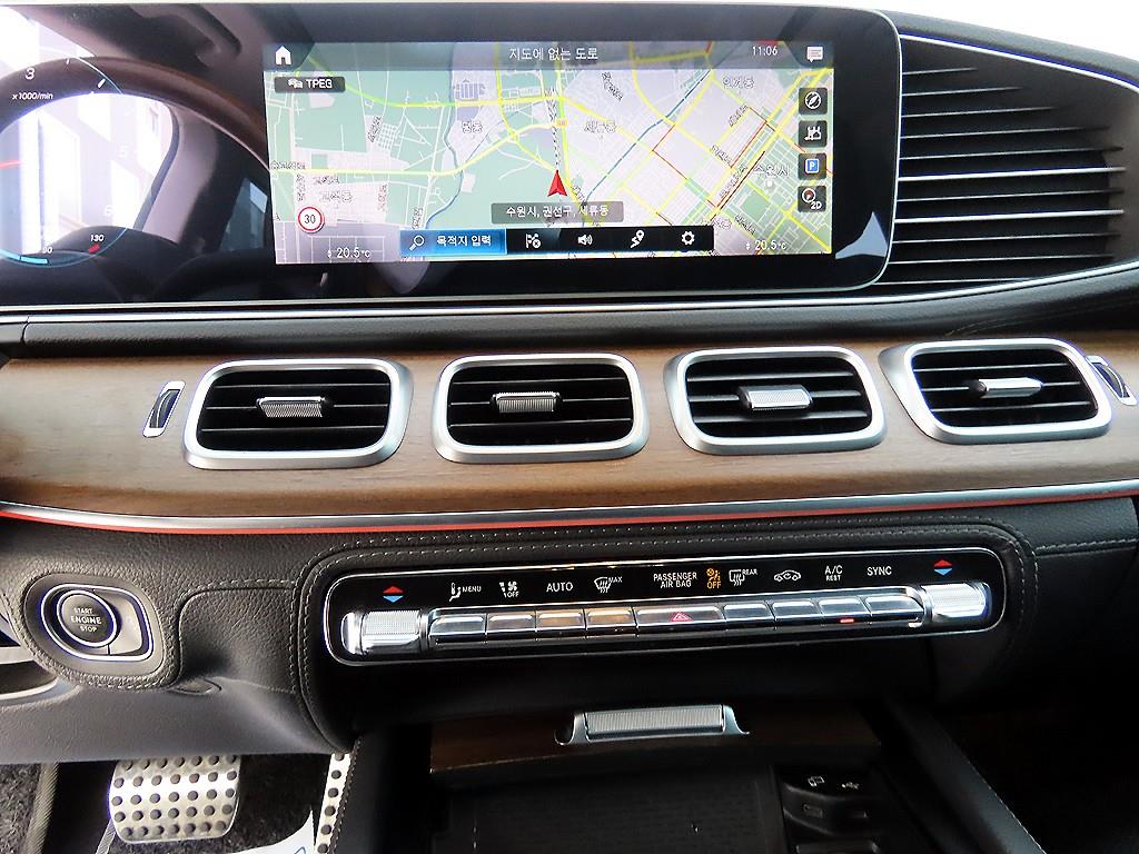 Mercedes Benz GLS Class - Vista 12