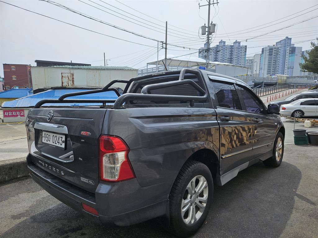 Ssangyong Korando - Vista 4