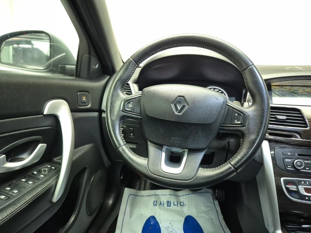 SAMSUNG SM5 - Vista 9